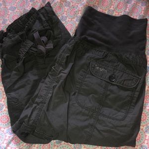 Calvin Klein Performance Maternity Capris